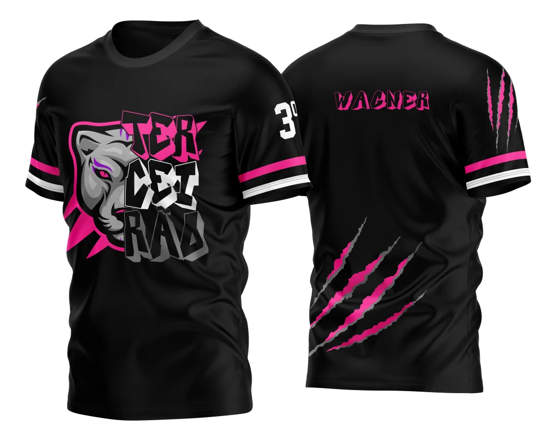 Camiseta unissex preta com logo no peito e estampa grande nas costas do Nono Ano Pantera Negra, ideal para quem busca estilo e personalidade em roupas educativas e temáticas.